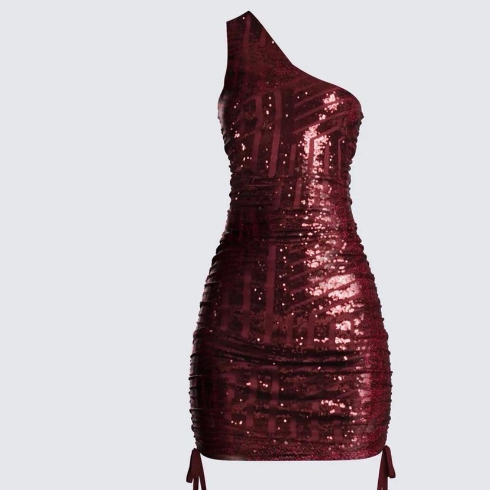 Finesse One-Shoulder Burgundy Sequin Dress